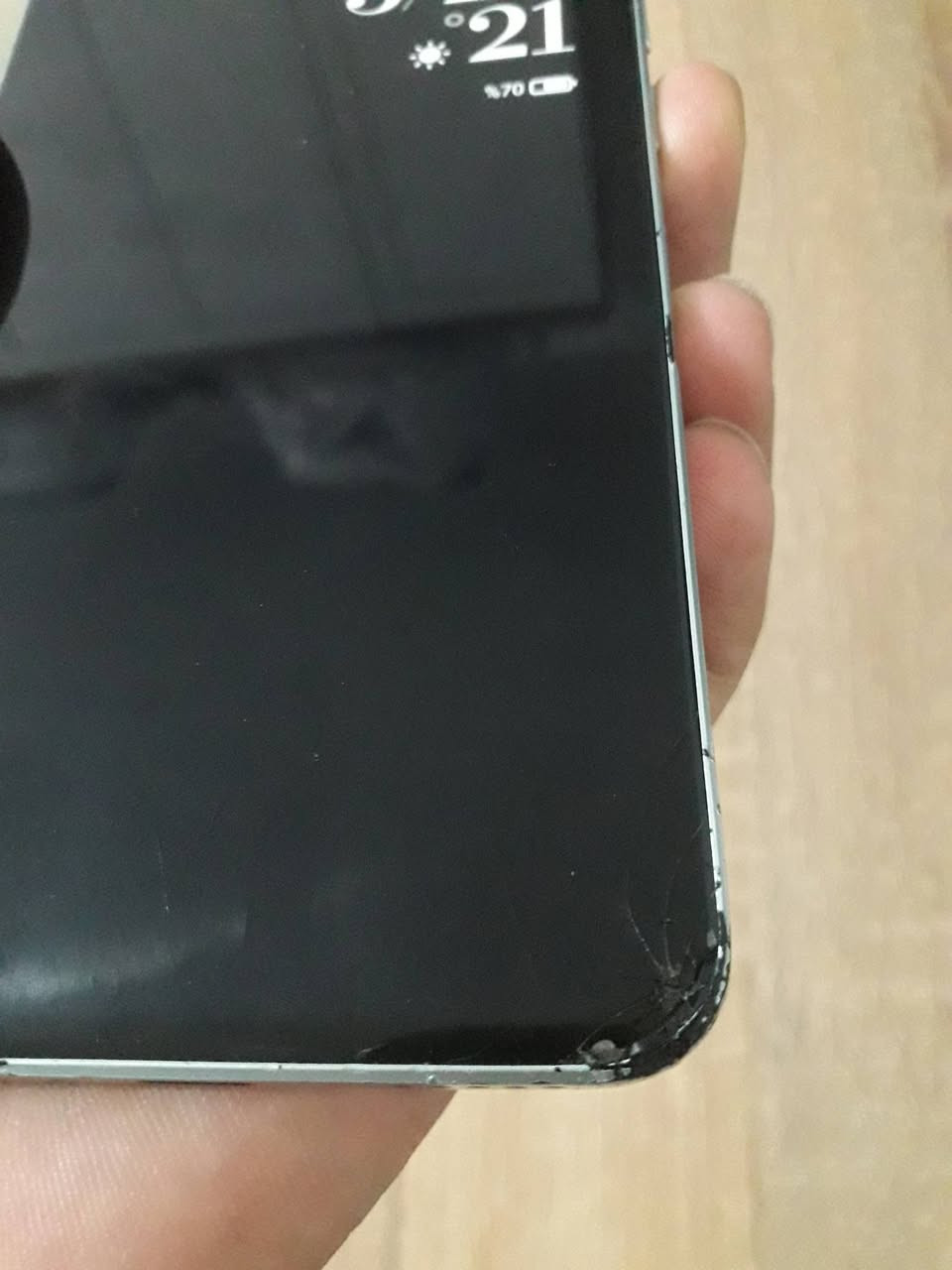 السلآم عليكم  شاومي mi13t  للبيع او مراوس  ذاكره 256 /12 جهاز بي كسر خفيف بلكلاس ممأثر ابد  وطخات بالاطار  سعر 200 مكان بغداد محموديه
لايوجد توصيل 

تواصل خاص


**إذا كنت صاحب هذا الإعلان وتريد حذفه لأي سبب، رجاءا أرسل رسالة إلى الدعم الفني**