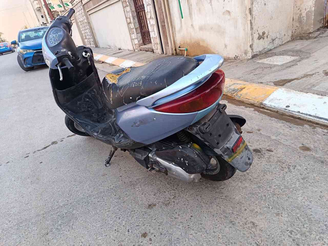 دراجه بريز ياباني السرعه 140
دراجه نضيفه مال رمبه المكان الفلوجه
السعر 600 الف وبيه مجال
***********
