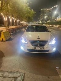 هونداي جنسس2011فول السياره محرك4600ماوس للاستفسار 07703949959