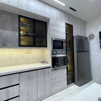 ✨ لأن مطبخك يستحق الأفضل نقدم تصاميم مطابخ فاخرة بلمسة عصرية دقة بالتف...