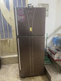 ثلاجه نضيفه • غساله سامسونك اوتماتيك • طباخ دنكه