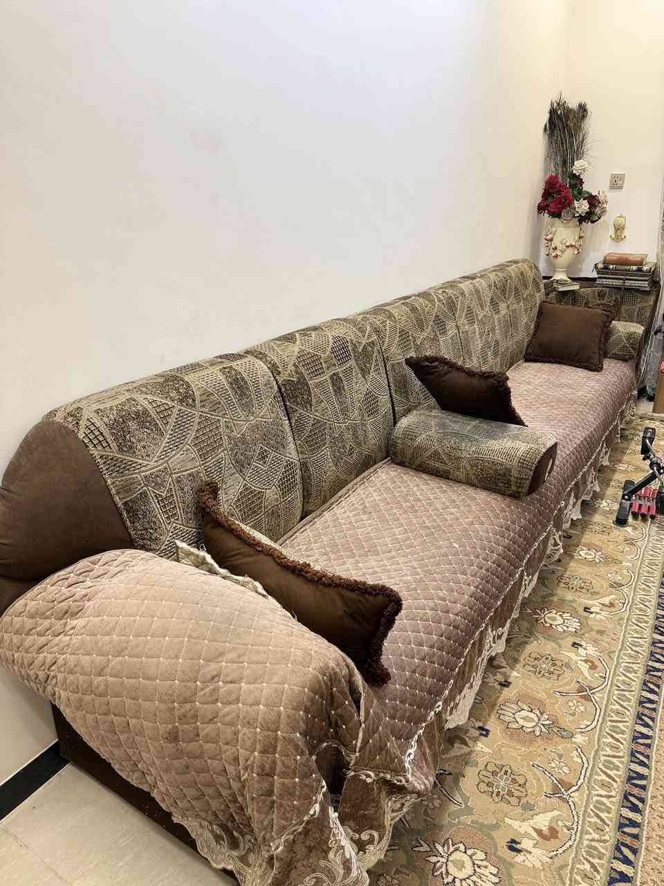 ديوان مستعمل للبيع 
طوله تقريبا 17 متر 
سعره 350 الف للتواصل على الخاص 
كربلاء


**إذا كنت صاحب هذا الإعلان وتريد حذفه لأي سبب، رجاءا أرسل رسالة إلى الدعم الفني**