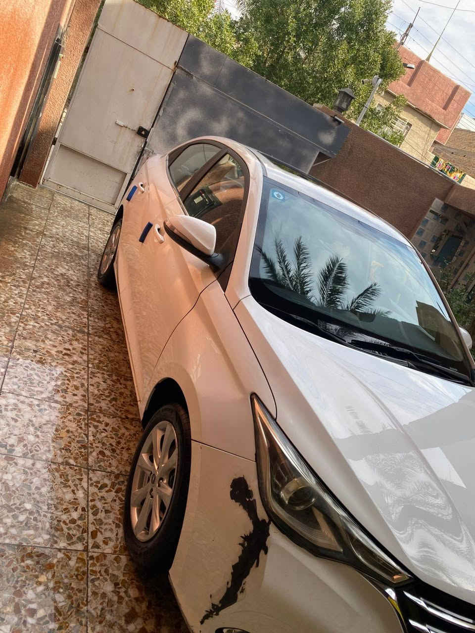 سلام عليكم
شانجان L72024
حره بسمي
مكينه وكير خير من الله
بيه باب مبدل وباقي موضح بالصور
العنوان:الشعب
رقم الهاتف :***********
