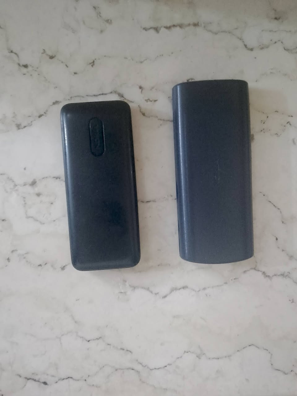 السلام عليكم عندي تليفونين نوكيا الاصلي باب اول مو صيني للبيع سعر الواحد 10العنوان الأمين الثانية اسكينه شارع المكاتب رقم الهاتف ***********يوجد واتساب توصيل ماعندي
