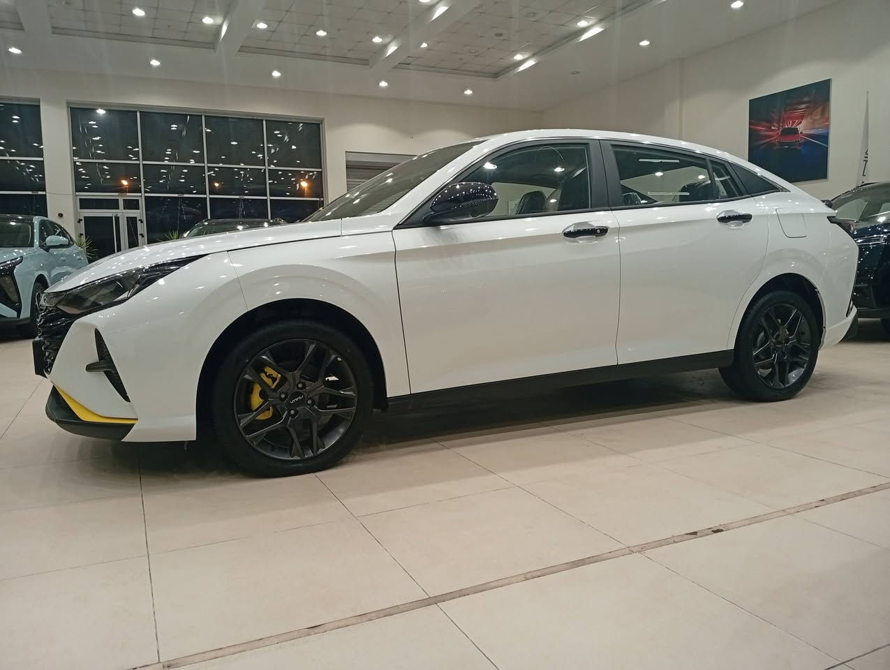 السلام عليكم
تحية طيبة 

Dong Feng 

Shine A30

فئة E3

محرك نيسان سني 1500cc توربو يولد 197 حصان 

مواصفات السيارة 

قطعتين تبريد

لايت زينون 

مري شفط

إشارة تنبيه بالمرآة 

كاميرات 4 تغطي 360° درجة 

شاشة وسطية لعرض المواصفات ناقل الحركة اليدوي 6 سرعات DCT

ضمان وكالة ليث العبيدي 

لمدة 6 سنوات او 200 ألف كيلو متر 

مع خدمة تبديل زيت محرك كل 5000 كيلو متر 4 مرات 

السعر 21مليون  شامل اللوحات (اربيل)

💥💥💥 عرض فقط لشهر رمضان المبارك الحصول على سبيكة ذهب مقدمة من الشركة⚡ قدرها 500,000 الف دينار عراقي

رقم الهاتف ***********
