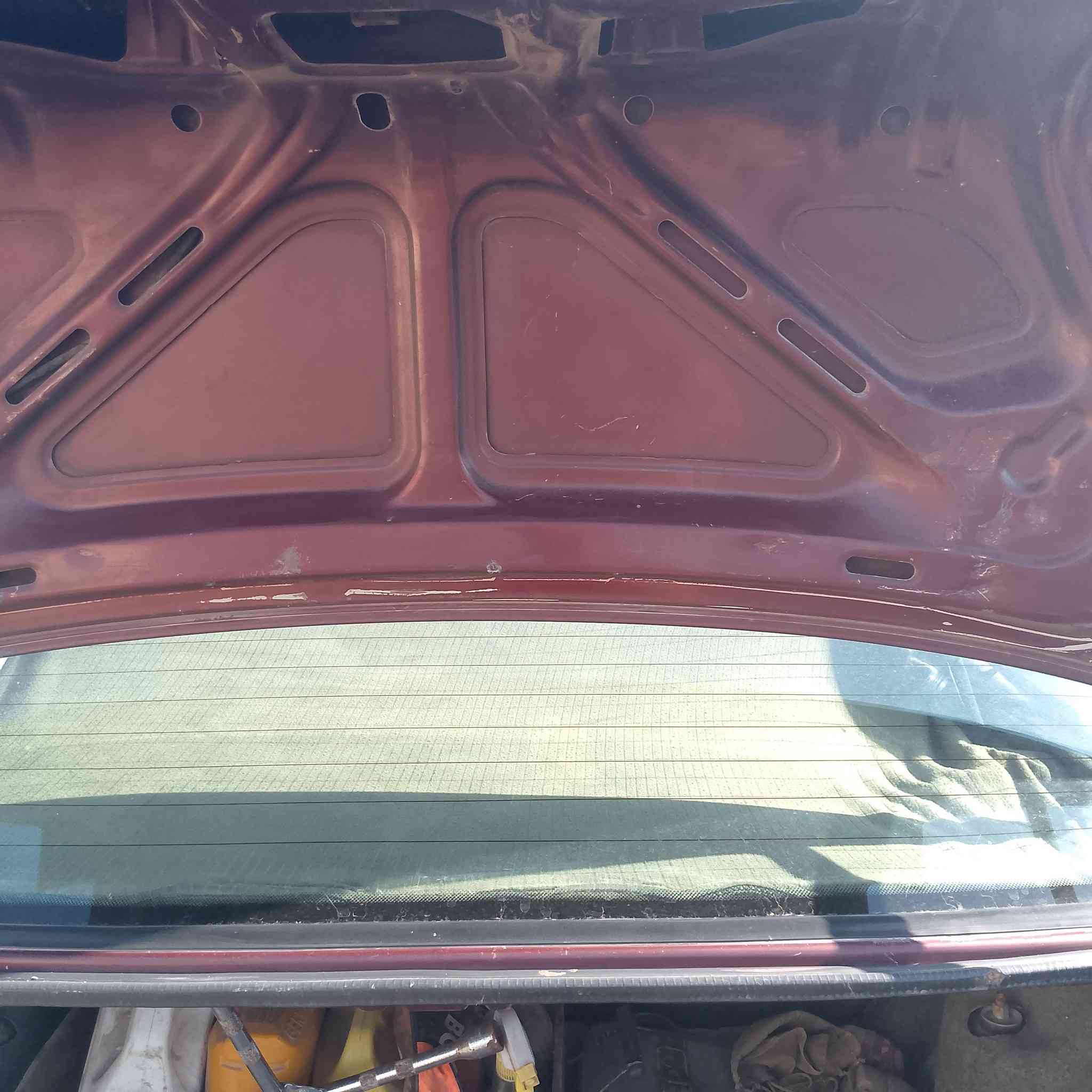 أوبل فكترا لون ماروني خمري
موديل/1990
المنشأ/ألمانيا 
محرك/1600
السياره باسمي تحويل مباشر رقم ديالى دولي جديد 
السعر/32 وبي مجال للطيبين 
رقم الهاتف/***********
