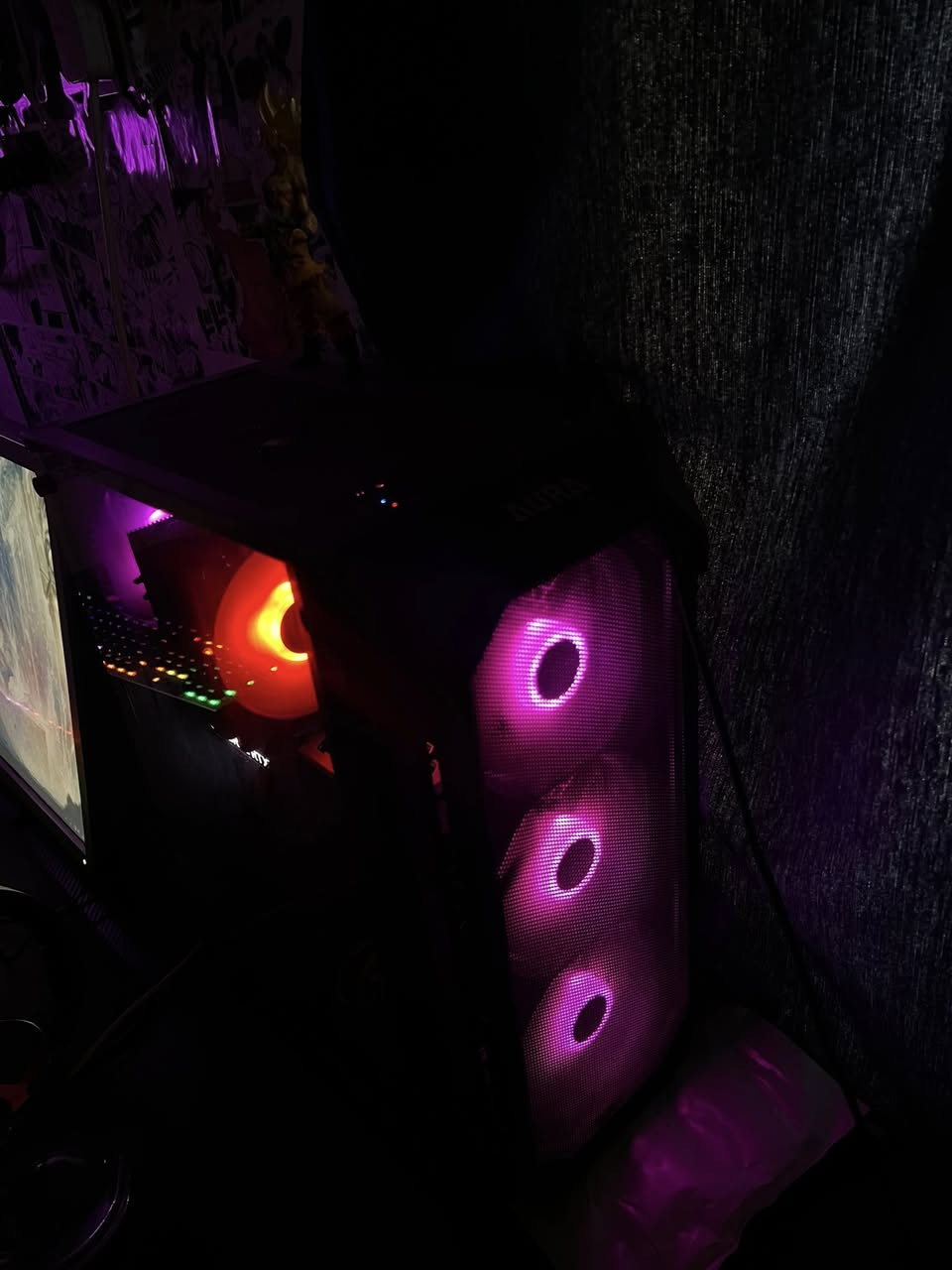 Rtx3060
CPU CORE I5 10400f
Ssd120
Hdd1000
Ram 16x2
وتبريد غازي
والكيس كل دكمه شغاله وبي جميع الاوان انته تتحكم بيهن
سعر 750

وحساب ستيم كدامك قيم وذا عجبني سعرك ابيع كامل. تفاصيل من اميل وكلشي يجيك تغير كلشي

تواصل خاص او واتساب ***********
