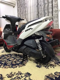 جي تي ار • جديدة • أوراق كاملة