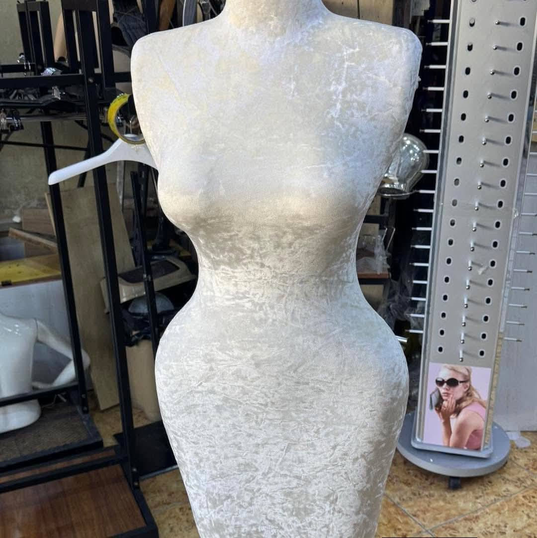 على بركه الله🙏
يتوفر لدينا ملكان رجالي ونسائي للطلب والاستفسار.الاتصال على الرقم..*********** 📲واتساب ..📱📞
