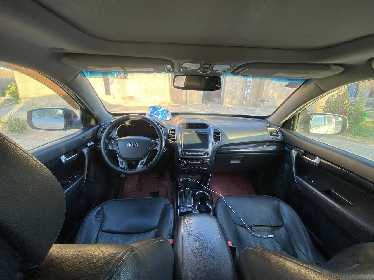 سياره سارنتو موديل(2014)سته اسلندر 5راكب فول موصفات واحد على واحد تحكم استيرن صفحتين كشنات جلد تدفئه تبريد خير من الله كشنات كهرباء صفحتين بصمه السياره ستيرن كهرباء 3 طكات  السياره بولرامه تخم تاير جديد ضررها دعاميتين فقط واكو سونار  السياره للبيع فقط وغير متواجد على الفيس :مكلف ب النشر

السعر:(175) 
رقم الهاتف :***********
رقم الهاتف كورك:***********

ادمن وافق واشكرك🤍✨
