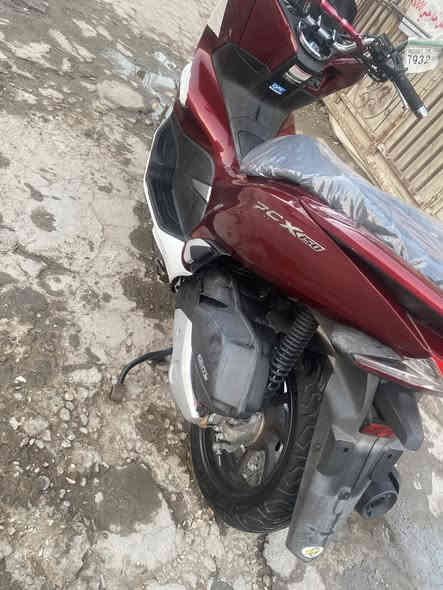 السلام عليكم شباب الدراجه للبيع مكفوله قبل شهر نازله من بيت طارش نضام ABSوتدفئه بل يدات مكينه 150 ياباني زيرو ماشيه 10100 لمعرفه سعر***********المكان بغداد جديده شارع المسبح
