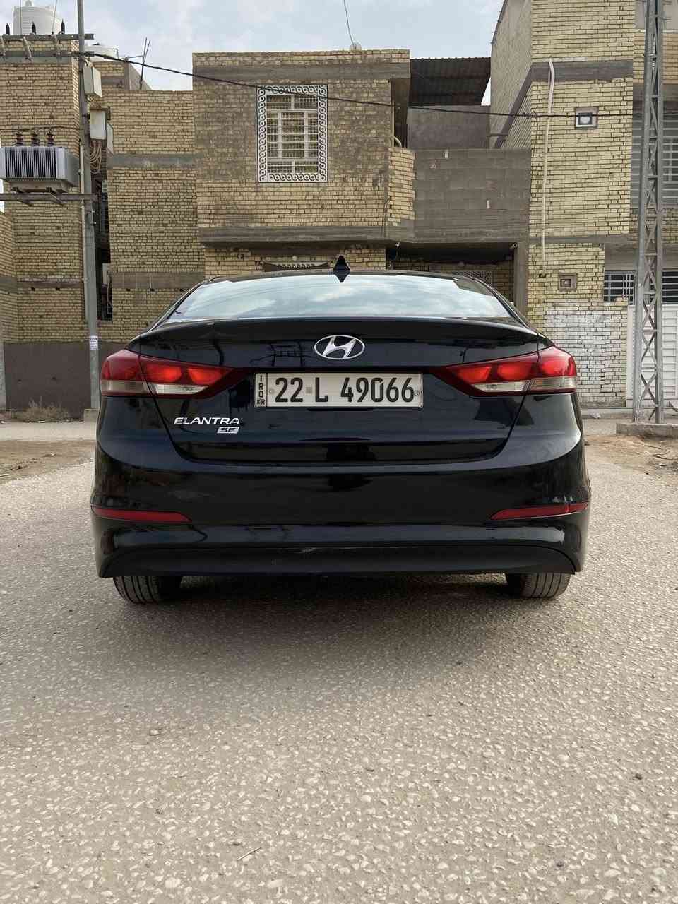 السلام عليكم النتره موديل 17 مكينه كير حداديه بيه قطعتين صبغ بدون دواخل السعر 110مكان كربلاء لاستفسار***********
