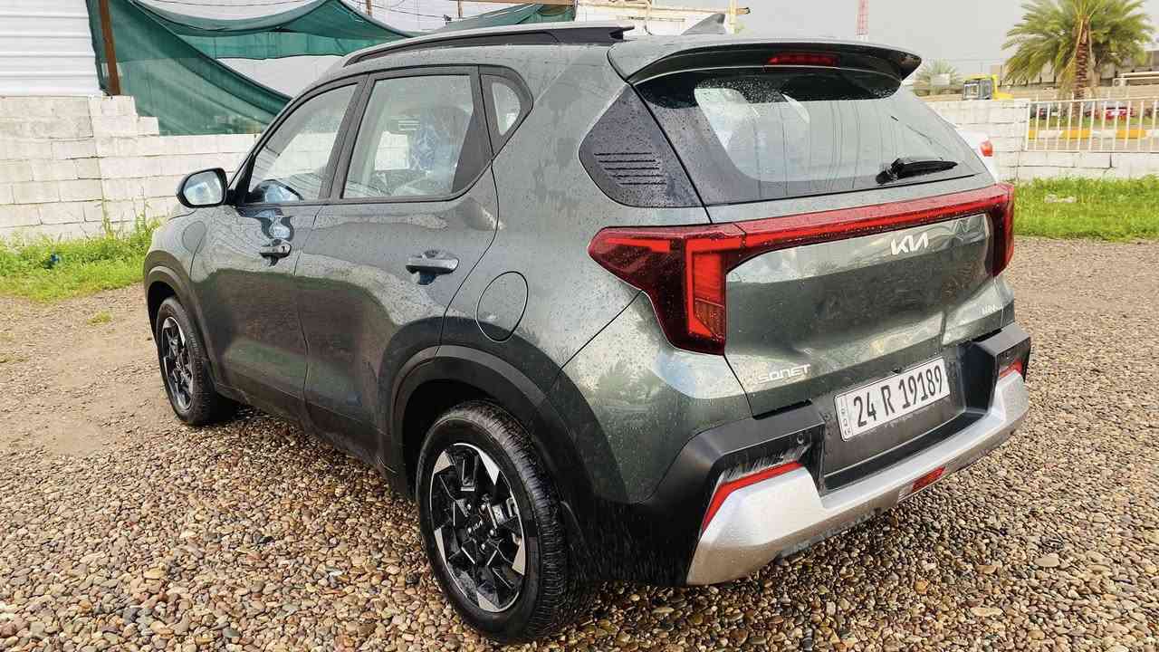 يتوفر لدى معرض حمو لتجارة السيارات
للبيع  .. للبيع
كيا سونيت
موديل 2024
رقم دهوك الشرعي بالعلم
بدون صبغ
بعدها عالوكاله
كير ومحرك شرط
السياره فول مواصفات
ماشية 34000 الف ميل
السعر 145 💵وبيها مجال للشراي
للأستفسار:الاتصال بالرقم التالي/
*********** 📱
او مراسلتنا على الخاص 
واتس آب✅
ماسنجر✉️
#موقعنا_العلم_الشارع_الرئيسي_قرب_الحي_الصناعي📍
