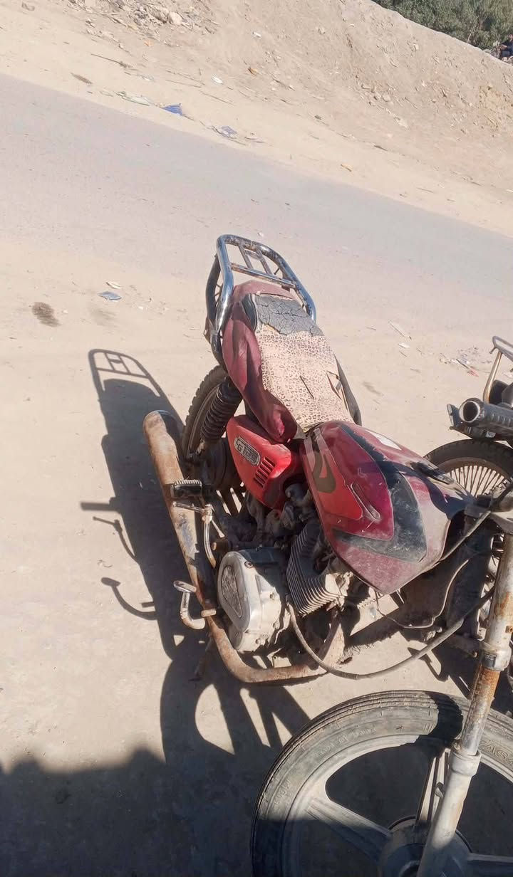 سلام عليكم دراجه للبيع شغاله شرط التشغيل قيم وبيك خير ودلل ***********
