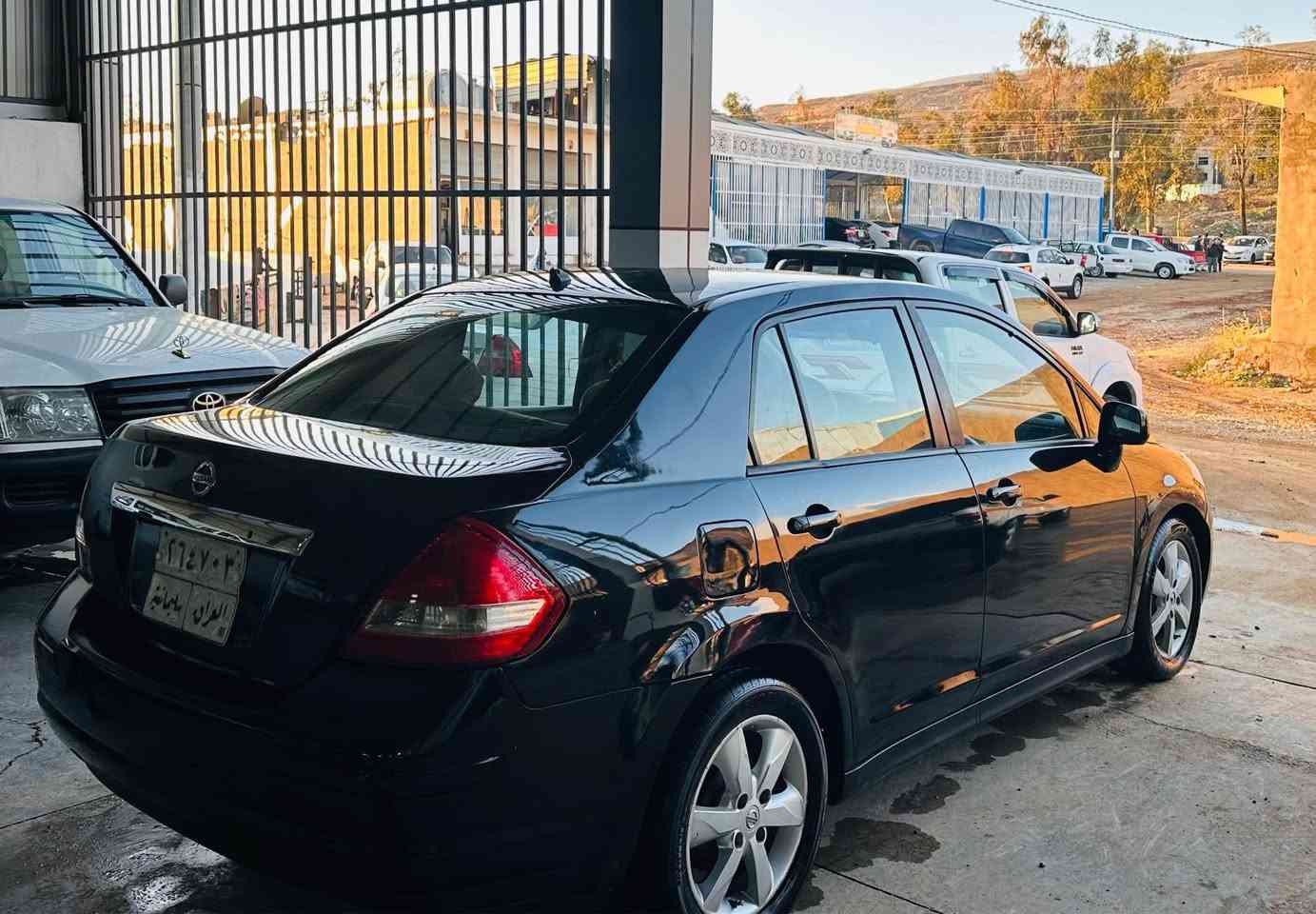 نیسان تیدا مۆدیل ۲٠۱۱ گێر تۆماتیک گێرو مەکینە بەشەرت ڕەقەم سلێمانی بەشەرتی تەحویل و بەناوکردن ۷ وەرەقە خڕامەی لەسەرە دوای معامەلە دەیگەڕینمەوە فول مواسەفات مواسەفاتی گێر تۆماتیک چوار جام کاربای شاشە ئایپاد سوکان ڤۆلیۆم قوفر مەرکەزی تەبرید ساردو گەرم ویل کەپ چوار تایەو ویلی نوێی لەژێرە تەقەو رەقە چرکەی تێدا نیە بەشەرت سەیارەکە حیزام بۆیاخە  پێشی جەمپێکی هەیە دواوەشی لێدرانی هەیە وەرگەراو نیە بەشەرت وەرگەراو بڕاوە بەشەرت سەیارەکە دینار مەسروفی تێدا نیە کارەبای کامل مەزبوتە بەشەرت وەرگڕاو بڕاوە بەشەرت سەیارەکە لە کۆیەیە سعری ۷۱ و معامەلە 
ژمارەی مۆبایل: 
*********** كويسينجاك, أربيل
