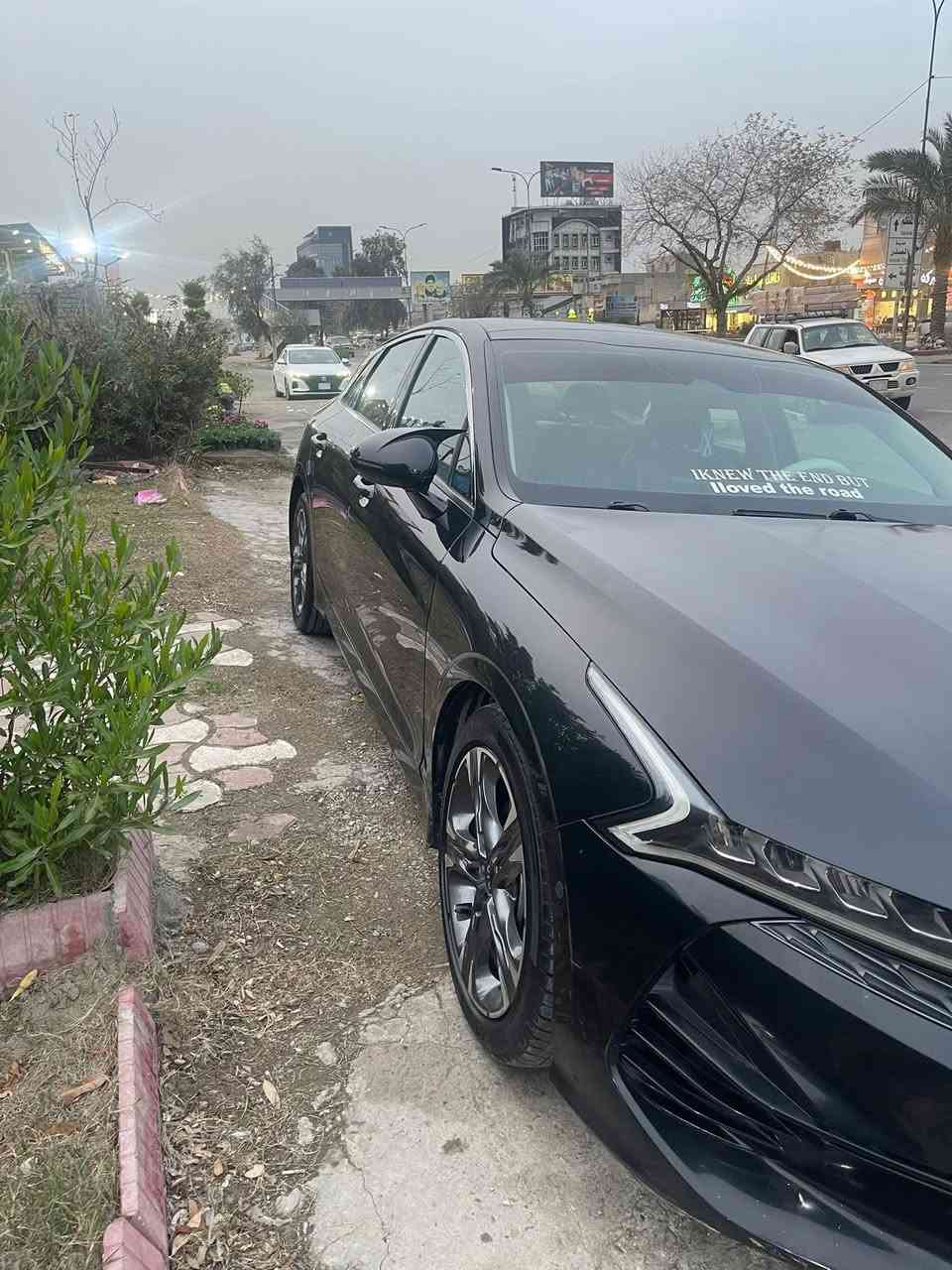 سلام عليك للبيع مستعجل سعر ١٥٠ و بيه مجال بسيط حادث قطعه وحده بدون ايرباك و بدون دواخل ***********
