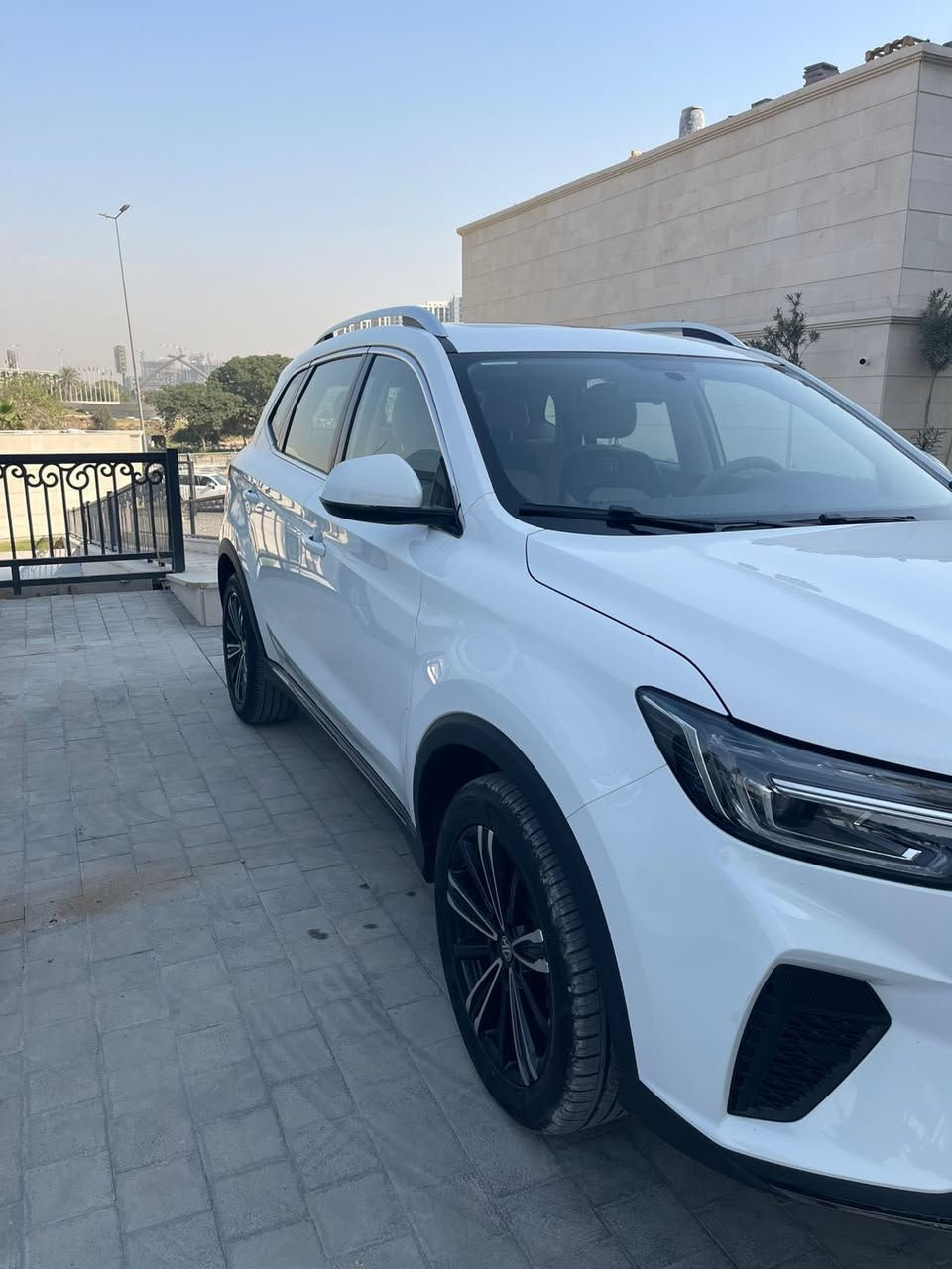 MG RX5 2023
سيارة جديدة بمعنى ألكلمة فول مواصفات
بصمة تشغيل وأبواب وصندوك
هند بريك بصمة
مانع أنزلاق
أشاير بالمري
مري شفط
4 كامرات 360 درجة
ألجنطة تفتح كهرباء
ويل كب كروم
فتحة طكتين بانوراما
4 دسك
نظام مرتفعات
نظام منحدرات
كشنات جلد
تبريد أمامي وخلفي ثلج
شاشة كيجات ألكترونية
شاشة وسطية عملاقه تدعم كار بلي وأندرويد أوتو
محرك 4 سلندر 1500 تيربو
كير 7 سرعات دبل كلج
ماشية 26000 ألف
كشنات كهرباء
فول تحكم ستيرن كروز سرعه
ألسيارة بالضمان
حساسات أمامية وخلفية
ألمراية الداخلية تمتص الضوء العالي
أنارة داخليه كلها LED
لايت زنون بلاي ولد نهاري
أوتو هولد
سعرها 15,500$  
للاستفسار. ***********
