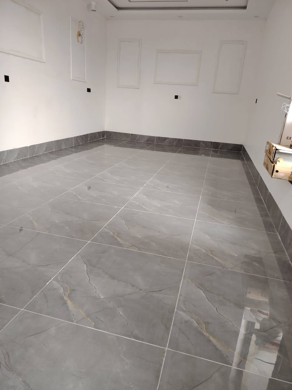 السلام عليكم جزء من عملي جدار وارضيه وكوبنات حلان وجلي وتلميع سيراميك
كورك بي واتساب
***********
***********
