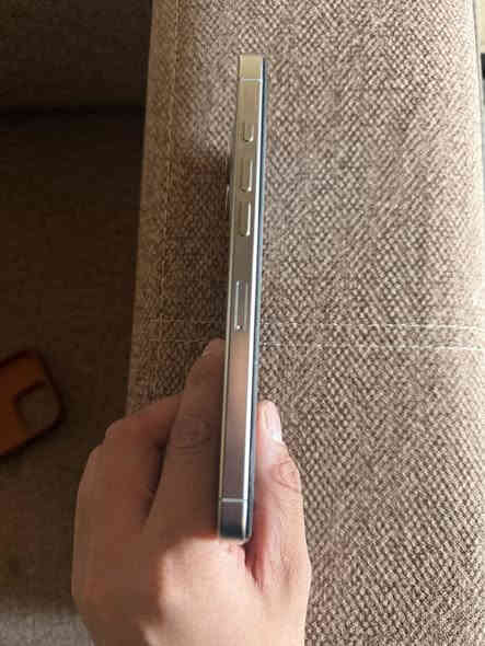 السلام عليكم  ايفون 16 برو ماكس تيتانيوم دزاير بطارية 98 بعده داخل الضمان  الماستر مبدل بيه شاشة فقط وكالة٣ خيارات لا تعليك ولا اي شي بقية الموبايل مكفول مكاني بغدا  البلديات ***********
