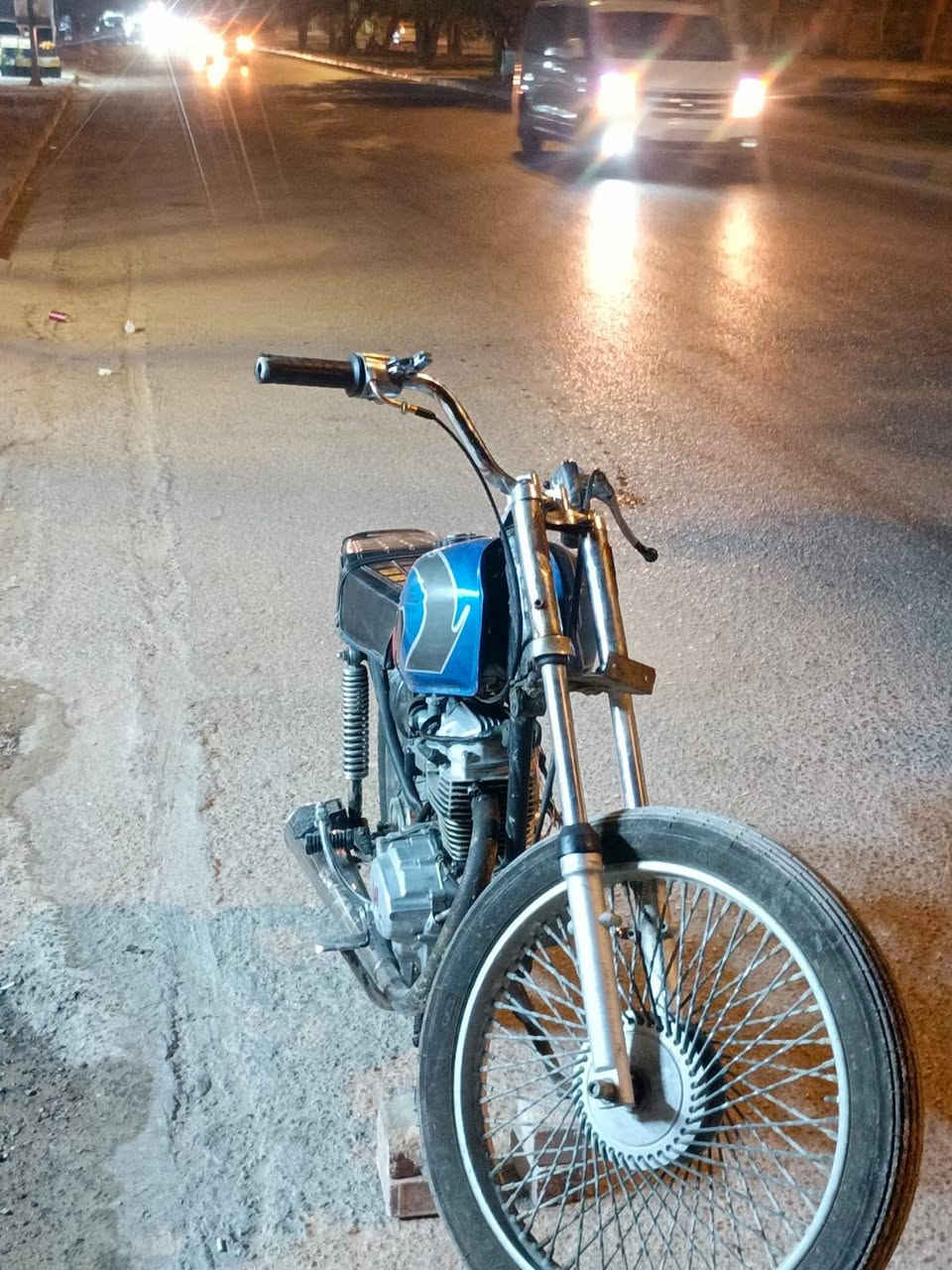 دراجه اربعه كير نضيفا وحلوه فقط عوزها تجفيت دراجه تمشي مابيها شي اوراق اصولي للستفسار تصل على رقم *********** سعر 450وبيها مجال
