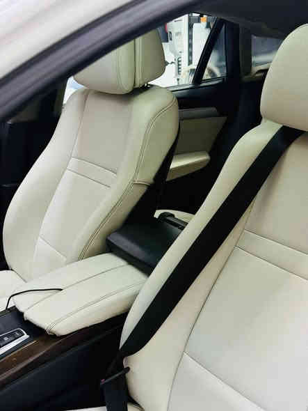 بي ام دبليو X6 موديل 2008 خليجيه بيه نص الجاملغ لامامي والباب مالصدر مبدل سياره حلوه وخير من الله مكينه  سته 54 توربو  السعر (145)
اتصال ***********
