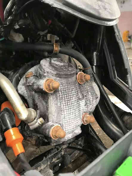 سلام عليكم 🛵⛎
ماكس منغولي موديل 2006 مكينه 49 بلاديه مامفتوحه بعدها بملحها شلعه ومعدل 120 سلف بلادي كابريته بلادي دراجه كلها شغاله مابيها نقص برغي تختم تاير البارحه شاده كفرات مختمه صالنصه بلادي شرط العطسه البلاديه معروضه ب 625 وبيها مجال مكاني حله حي الجزائر ***********
