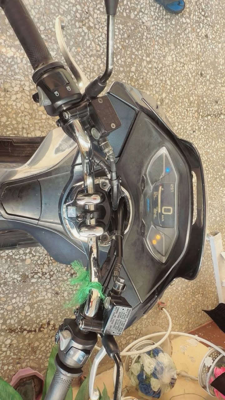 جيل Pcx
جيل 4 
كوري كوري كوري 
ماشيه 19 الف 
سعر 15 $ قفل 
***********
