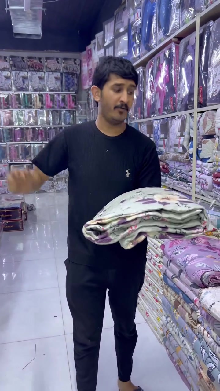 عنوان مفروشات البركة مدخل موصل جديدة من جهة الاشاير اول فرع من جهة اليسار مقابيل ساحة السيارات او بالقرب من مجمع الدباغ.   عروض نار 🔥🔥🔥￼


**إذا كنت صاحب هذا الإعلان وتريد حذفه لأي سبب، رجاءا أرسل رسالة إلى الدعم الفني**
