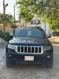 للبيع فقط   جيب  شيروكي 2013   وارد امريكي   حادثها نص الجاملغ والبنيد...