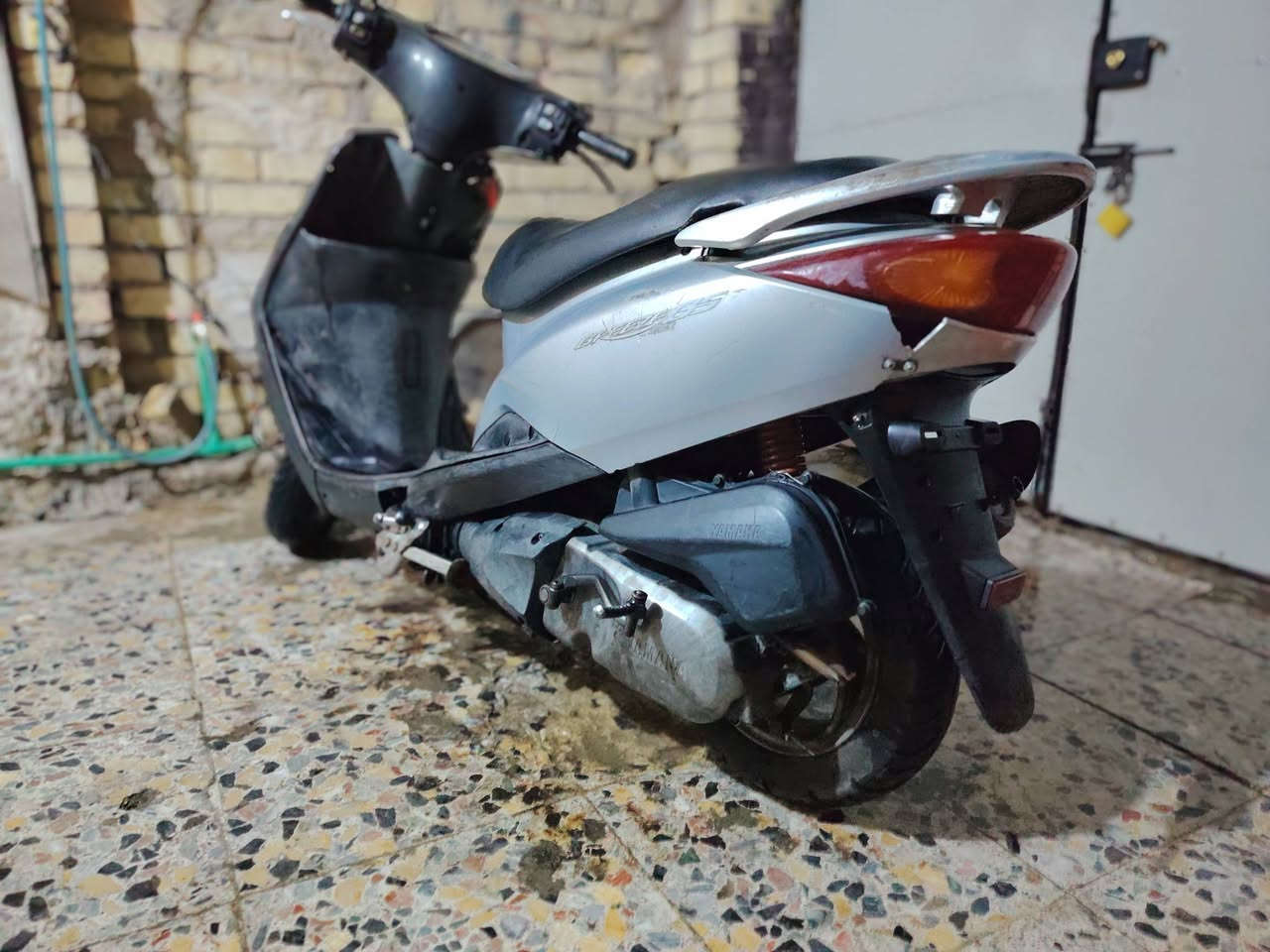 سلام عليكم بريز DH  دراجه شلعه ومعدل مجفتهة مره وحده  دراجه مابيهة نقص 380وبي مجال
شعب شارع الصحة ***********
