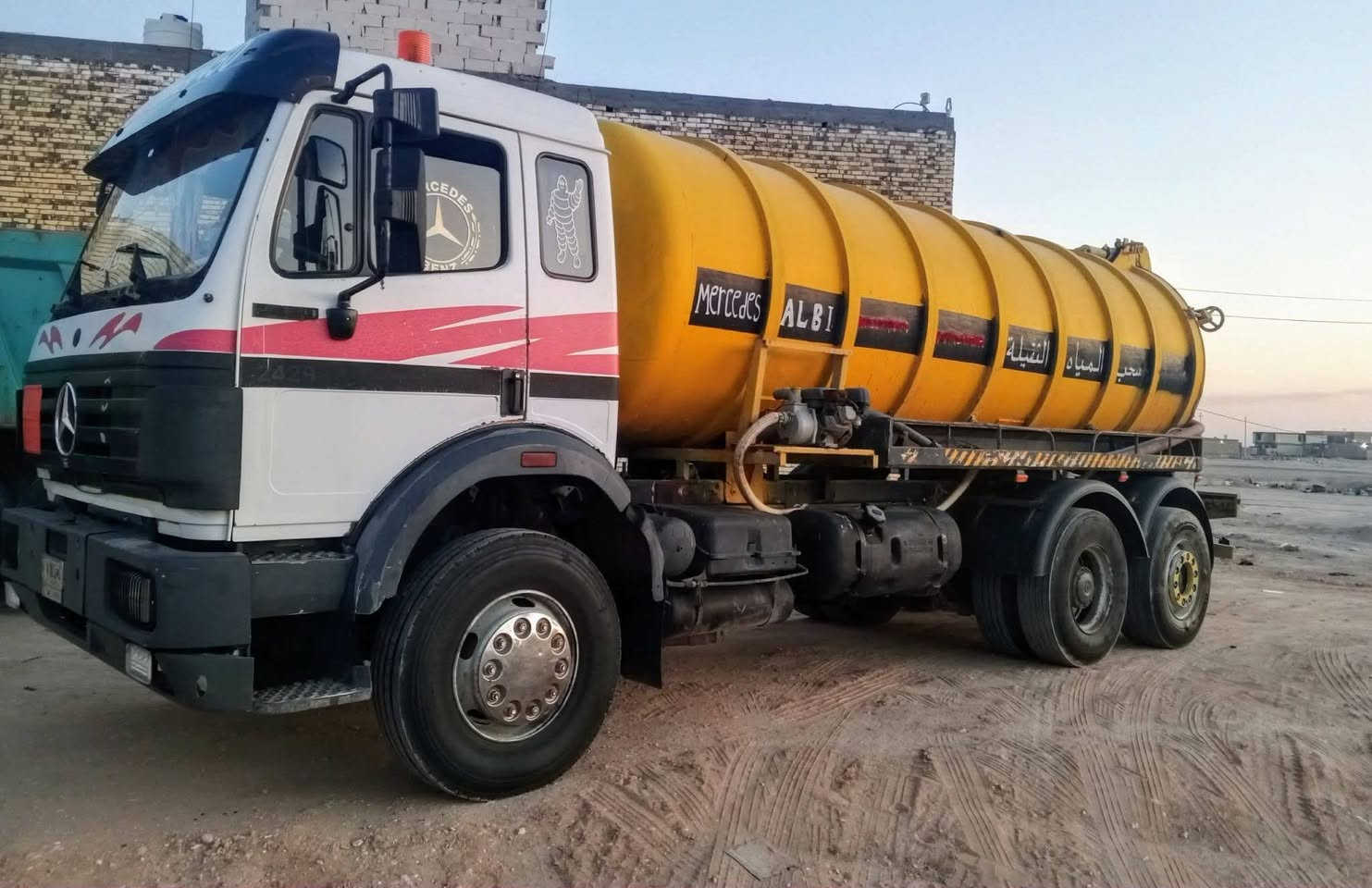 سلام عليكم للبيع البي كرواتي موديل 92 المانية حوضية مياة ثقيلة مكينة 6 سوبر لا صرف ولا بخار كير 6 سنكل خلفي اكسن جيئف رقم كركوك ألماني مسجلة حوضية مياة ثقيلة السعر الاستفسار ***********/ خان النص عمود ٦٠٠/ طريق كربلاء نجف
