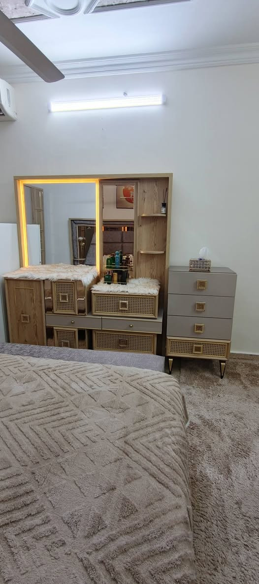 سلام عليكم
غرفه للبيع سعر مليونين و 750
تصال ع هذا الرقم ***********
