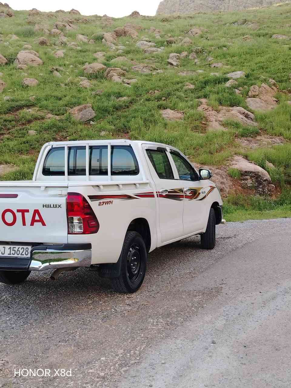 toyota hilux 2022
سحودی شەریکەی جیهان 
پارچەڕەشە لەسەر ساغی 
گێڕ مەکینە ئەکسل بەشەت بوڕغوی لێ بانەدراوە
بۆدی بیلادە
دەبڵ کوشنە
تەنها  64000ڕۆشتوە
بۆنی شەریکەی لێدێ 
نرخ212$مەجال
ژ.***********
