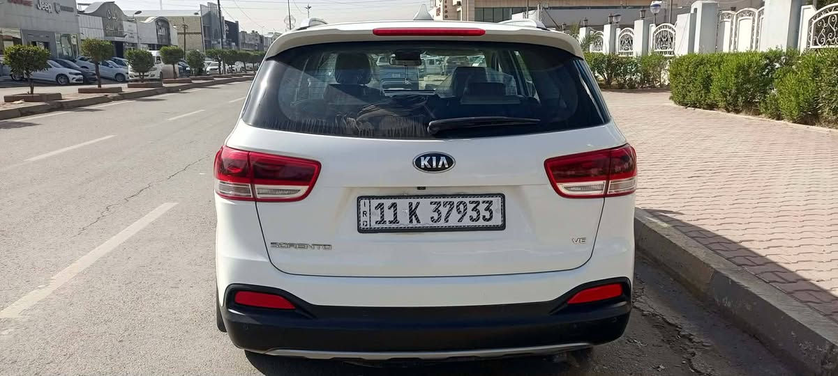 كيا سورنتو 2018 رقم بغداد
مكفوله كفاله عامه + مكفولة ايضا من البارد او التكحيل
 
ماشية ٤١ الف قابل للزيادة 
لون ابيض 
6سلندر  
7راكب 
بصمه 
داخل كريمي فاتح
شاشه بلاد نظام عرض
علامة سورنتو بلدوسة
3انظمه قياده 
بردات خلفية 
كشنات جلد  
اضواء ترحيب
 اشاره+مري قلابة
 حساسات خلفيه امامي
تبريد ٣ قطع منفصل
تحكم استيرن فول 
لد امامي وخلفي 
لايت زنون عالي ناصي 

السعر 240$ وبيها مجال بسيط
مكان السيارة بغداد - البياع
غير متواجد ع الفيس 
للاستفسار ***********
