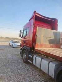 للبيع سكانيا موديل ٢٠٠٧ مكينه ٥٠٠ انجكتر كير كوبره 3*3 تخم تاير مكفوله...