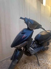 ماطور ماكس fs للبيع  ماطور يحتاج كفرات فقط ويرجع بلادي  السعر 225 وبي ...