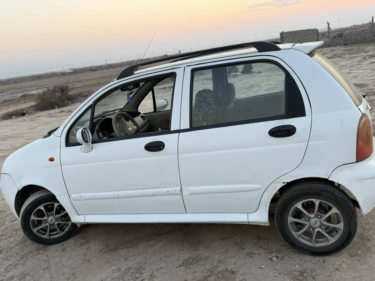 السلام عليكم كيو كيو للبيع 2013 كفاله عامه رقم بابل دولي جديد گير مكينه خير من الله مكان السيارة كوت مركز المدينة السعر 25. رقم الهـاتف. ***********
