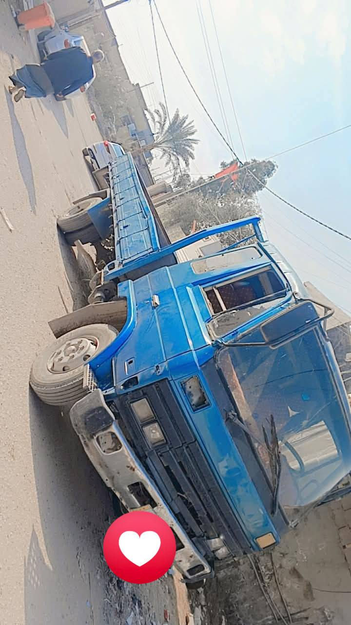 سلام عليكم نيسان عضم موديل 91 رقم ذياقار ألماني تحويل ثانيوم طول ٦لاه عشره مكينه 14فوصه خير من الله السياره معمره جديد تخم تاير جديد السعر50وبيهي مجال بصيط الاستفسار عل رقم *********** مكان بابل جبله
