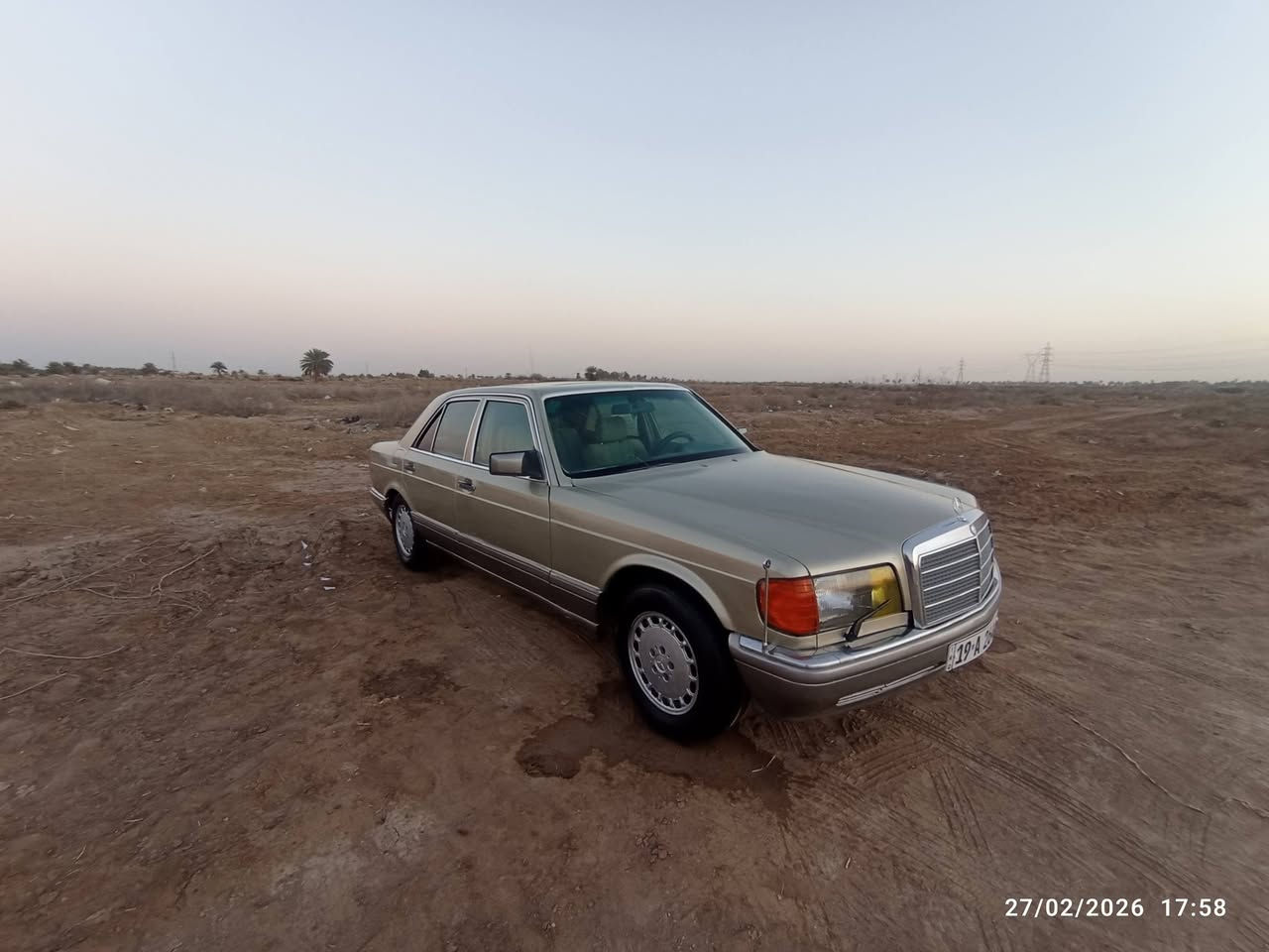 السلام عليكم مارسيدس جامبو لبيع محور بطه ديلكو 3000قواعد دبلات سليمه السياره جاهزه نقص تبريد فقط تحويل مباشر سنويه ل 29جام كهربائيّ مكينه وكير واكسل وحداديه مكفولات السعر 45وبيهامجال قليل العنوان بابل القاسم م ***********
