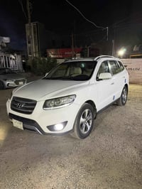 السلام وعليكم سنتافيا 2012 مكفولة من الصبغ بيهة فقط بارد بسيط مكينة 6 ...