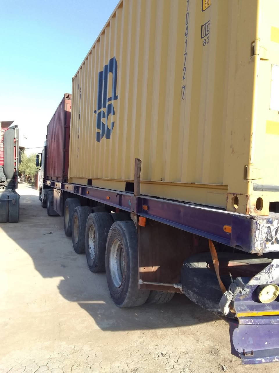 عربانة حدادية للبيع شاصي 16 دناگير 14 صيني 4 محور لافطر لاكسر السعر 125 وبيهة مجال ***********
