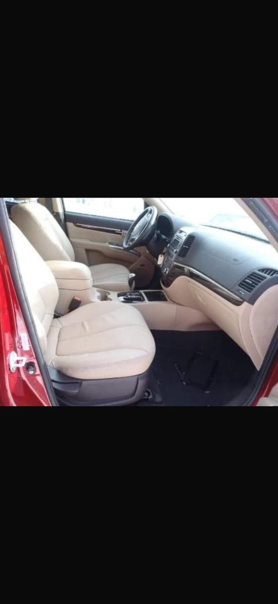 السلام عليكم عيوني سنتافيا 2012 ماشية 125 الف لمتد فول مواصفات فور ويل فتحة سقف 6 سلندر 3500 وارد أمريكي بدون حادث فقط باب الصندوق وهنا بالعراق صار بيها بارد بسيط مرفق بالسونار السيارة كامل مواصفات مانع انزلاق تحكمات ستيرن سماعات Infinity اصلية صوت عالي ونقي والداخل وشاديلها لايتات زينون اصلي بيدي شديتة والسيارة ماشاء الله كلش نشطة ونقوصاتها فقط دبلاتها شوية تعبانات بالطسة تطلع صوت وقبل اسبوع تقريباً سويتلها ادامة بدلت بلكات ونظفت نوزلات وبدلت فيت بم وقبل فترة بدلنالها گازكيت اصلي واذا شراي ادليك بالمحل إذا تريد تتأكد السيارة جديدة السعر 153 وبيها مجال للشراي للتواصل***********
