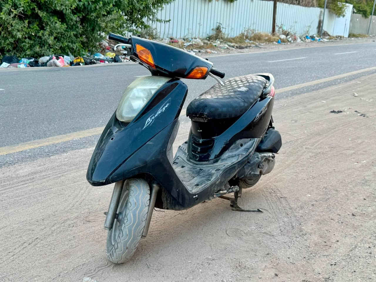 دراجه بريز 140 خير من الله
كهربائيات شغاله و محرك شغال نكره سلف و كفرات مختمه و نظيفه 

السعر 450 و بيها مجال

عنواني الكاظميه 

متواجد رقم و واتساب 

***********
