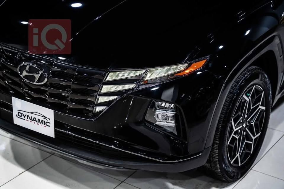 عربي / كوردى
. 
النوع              : HYUNDAI
الموديل          :  TUCSON
سنة  الصنع    :   2023
المحرك         :  2.5 - 4CYL
ناقل الحركة     :    AUTOMATIC   
الحالة             :    كندى 
مواصفات       :    N-Line   - HTRAC4x4
صبوغ             :  بونيد صبغ- بدون ارباك 
سعر               :  195$
 رقم 📲 واتساب: ***********
