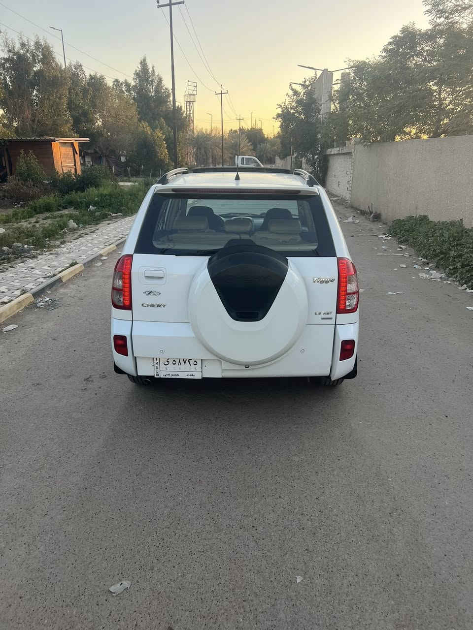 السلام عليكم شيري تيكو2012سياره كلش نظيفه بيهه جاملغ امامي شبر صبغ ول باقي مكفول مكينه وكير ممفتوحات حداديه نظيفه تخم تاير جديد فتحه حساس خلفي كشنات تدفه تبريدماشيه 140مكان جادريه *********** السعر57
