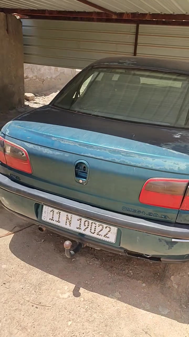 السلام عليكم للبيع أوبل بزون موديل 1996 رقم بغداد انكليزي بسمي تحويل ثاني يوم مكينه وكير بطه فيفتي خير من الله هزه جديده مكان السياره سماوه قضاء الخضر رقم الهاتف ***********
السعر 43 وبيها مجال
