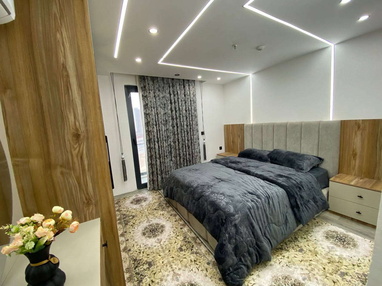 لديناشقق#للایجاروللبیع فی
مشروع#لایف تاوه ر بمساحات مختلفه
غرفه وصاله
غرفتين وصاله
ثلاث غرف وصاله
1+1
1+2
1+3
1+4
شوقە بۆکرێ و فرۆشتن لەپرۆژەی لایف تاوەرس بە رووبەری جیاواز بەردەستە
بؤ پەیوەندی کردن 
(عقارات تسهیل)
***********
