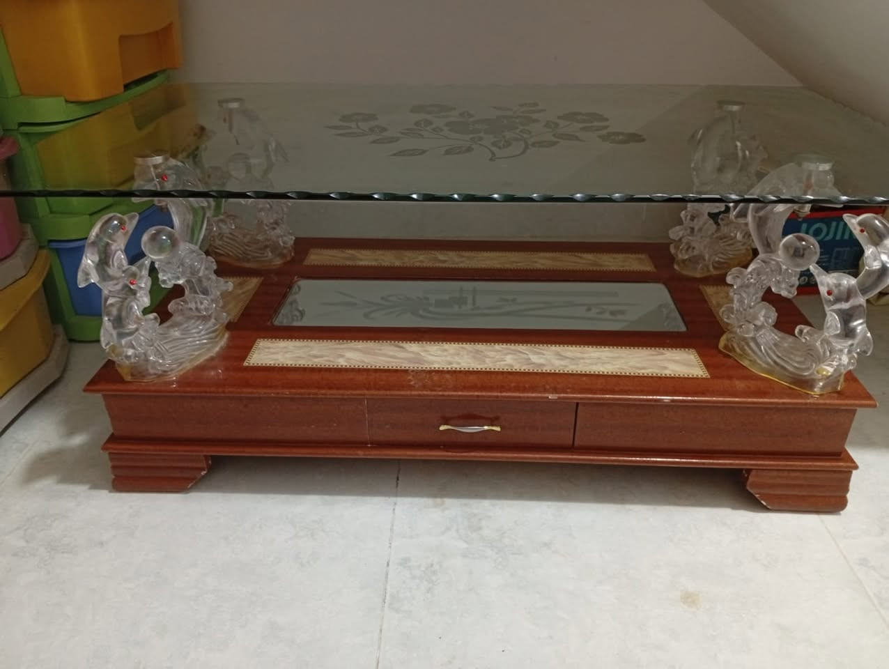 للبيع التواصل واتساب
***********
مسنجر معلق ميفتح رسائل
