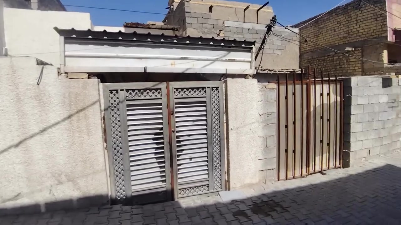بيت زراعي 120 متر للبيع مكان الشعب جمعيات خلف السده قرب عمار ابو الدهن س 35 بي مجال   ***********
