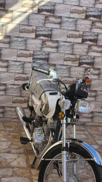 السلام عليكم نامه مديل 2025 نضيفة كلش صايرهلة فترة قلية كلش من طالعة دسك امامي او دسك خلفي +  اوراق  مكان نجف قضاء مشخاب السعر 750 وبيهة مجال للتصال  ***********
